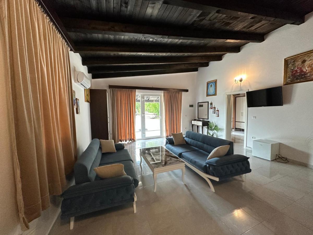 Ara E Vjeter Resort Velipojë 外观 照片