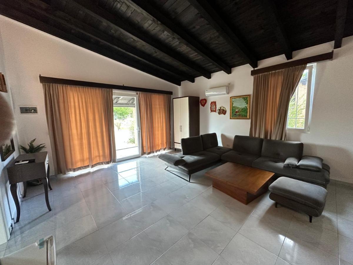 Ara E Vjeter Resort Velipojë 外观 照片